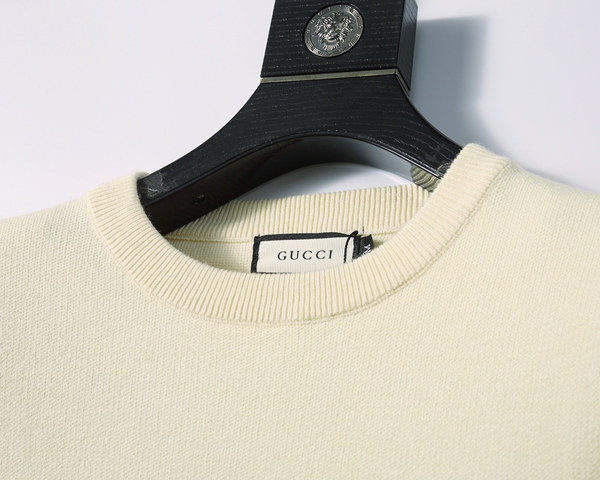 ブランドセーター着用イメージ